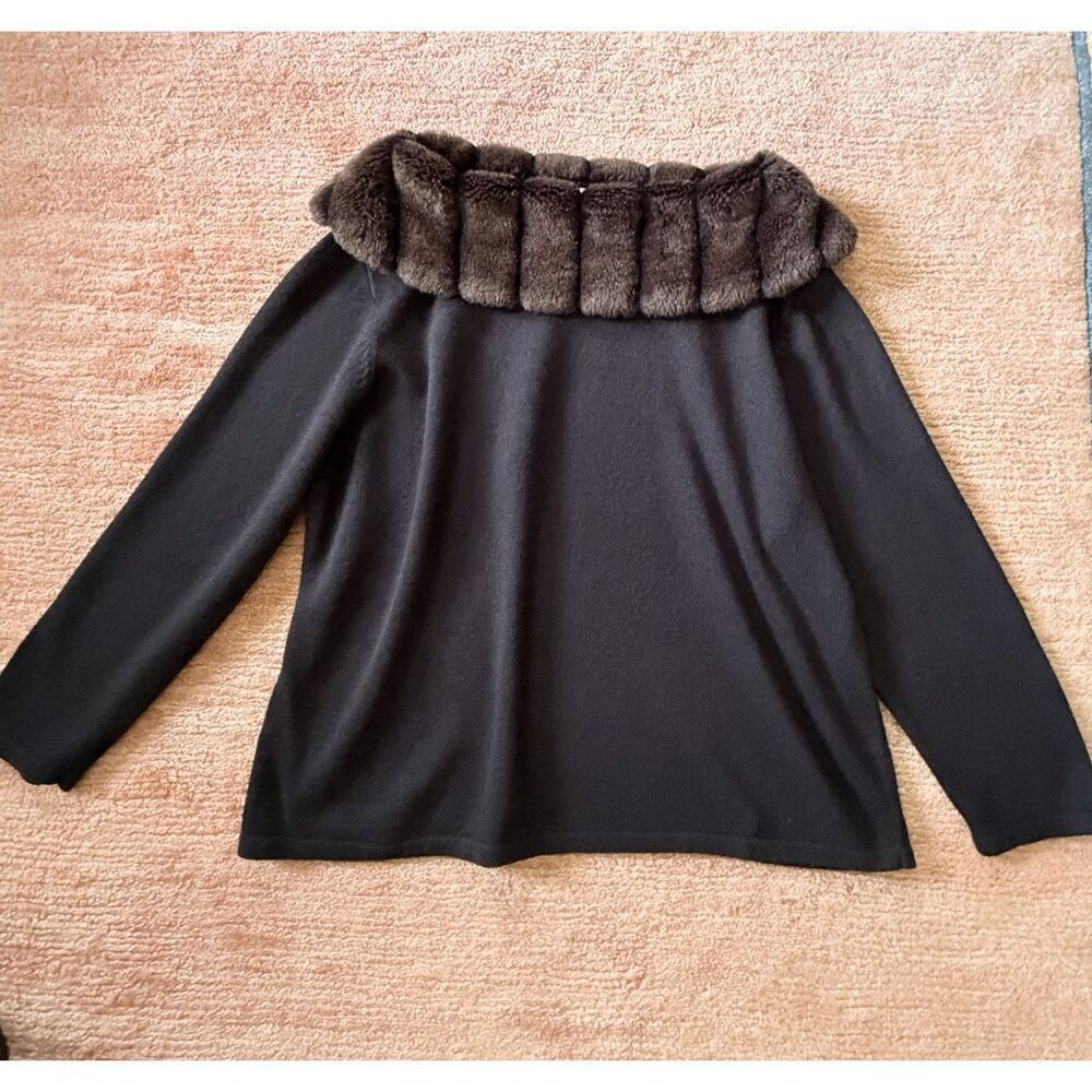 Carolina Colours Plus Faux Fur Collar Sweater Black Size 18/20